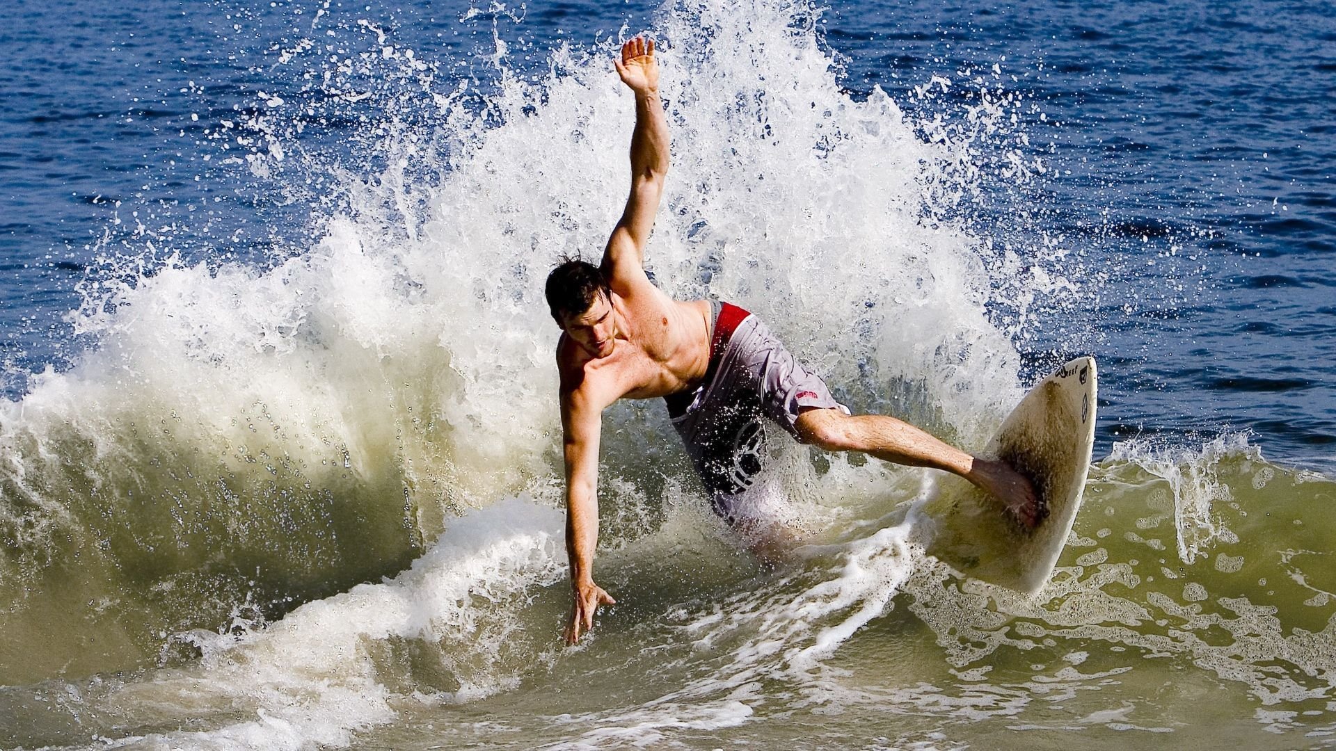 仰泳赛场比利时选手节奏精准，仰泳 backstroke 2017